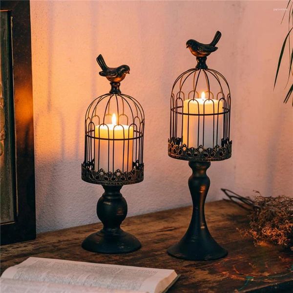 Porte-traits Retro Bird Cage Europ Black Metal Hollow Birdcage Congable pour le foyer à la maison Décor de vacances