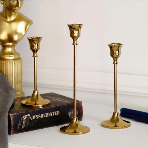 Partes de velas Decoración del hogar suministros de la fiesta romántica Gold Vintage Metal Hojas Hojas de té Light Candlestick