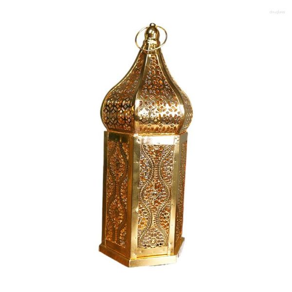 Candelabros Arte del hierro Linterna dorada Hueco Marroquí Geométrico Elegante Candelabros Para Velas Decoración del hogar