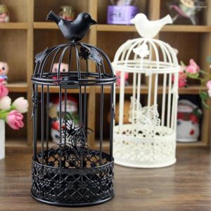 Kandelaars Iron Bird Cage Holder uitgesneden vlinders Hollow Vintage Candlestick Wedding Decoration Stand Table Decor