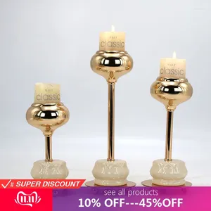Candlers Nordic Creative Metal Holder Pillar Candlestick Stand for Candles Christmas Party Home Decoration