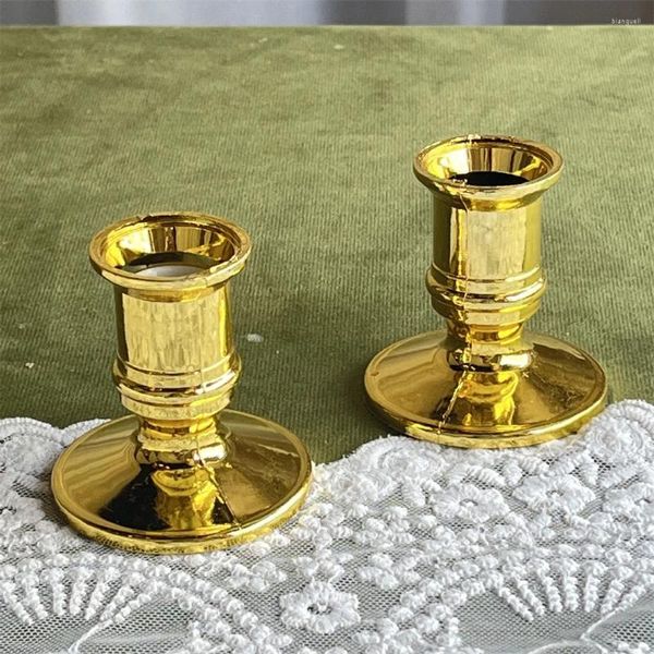 Bandlers Round Holder Fashionable Chic Practical Dining Demande de table élégante Décoration de table Decorations Gold Base