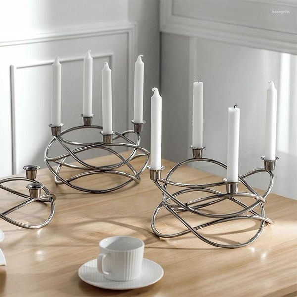 Candlers porteurs en acier inoxydable Créatif Candabra Candelabra Home Decoration Romantic Candlelight Dîner Ornements de mariage