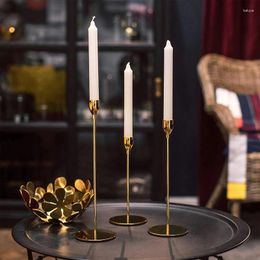 Kandelaars Vintage Metal Holder Exquisite Candlestick Fashion Candelabra Simple Golden Wedding Decoration Table Home
