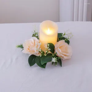 Kaarsenhouders trouwtafel kunstmatige rozenkrans kandelaar kransen ringfeestje European-stijl woondecoratie