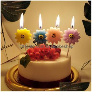 Bougies Dessin animé Fleur Souriant Visage Anniversaire Bougie Boîte Costume Cuisson Décoration Bébé Douche Gâteau Topper Mariage Fête Pour Enfants Suppl Dhu3G