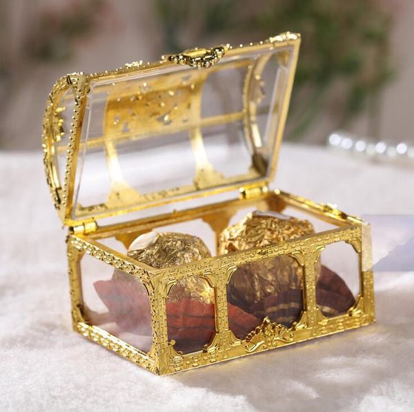 Boîte à bonbons Coffre au trésor en forme de boîte-cadeau de faveur de mariage Porte-bonbons transparent évidé Style européen Célébration Cadeaux de fête de mariage