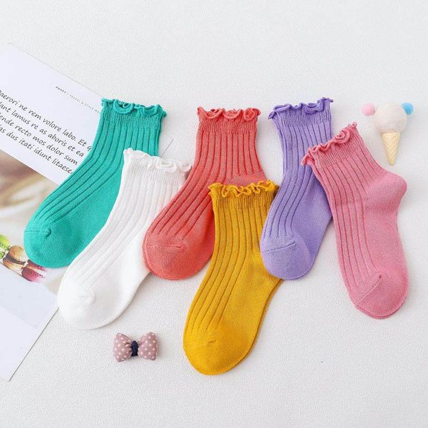 Calcetines de bebé de color caramelo calcetines de encaje de algodón para niñas calcetines casuales para niños calcetín de estudiante Otoño Invierno 3-11Y al por mayor