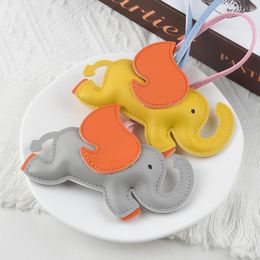 Candy Color PU Leather Elephant Model Keychain Key Chains Ring Holder Fashion Cool Design Keychains For Porte Clef Gift Men Women Car Bag Hanger Accessoires Geen doos