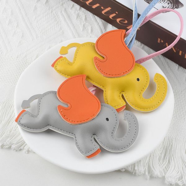 Candy Color Pu Leather Elephant Model Keychain Key Chains Hing Honder Fashion Cool Designe Keechains pour Porte Clef Gift Men Women Women Car Bag Pendant Accessoires Pas de boîte