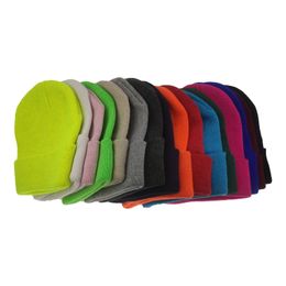 Chapeau tricoté de couleur bonbon Plaque lumineuse sans logo chapeau de pois automne et hiver chapeaux chauds de couleur unie