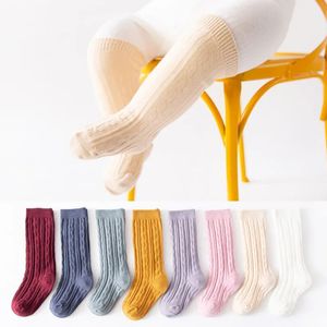 Snoepkleuren baby kinderen sokken nieuw 100% katoenen twisten knie knie bescherming lange zachte baby sok