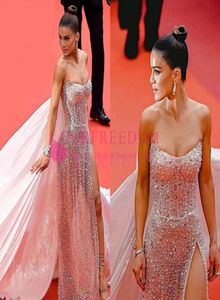 Festival de cine de Cannes 2019 con abrigo Vestidos de celebridades Lentejuelas sin tirantes Lado sexy Dividido Ocasión formal Vestidos para ocasiones de noche C2130162