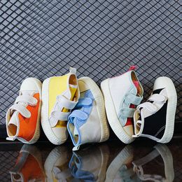 Canvas Baby Kids Chaussures Running Blanc Blanc Rose Couleur Boys Boys Bénéfices Bneakers pour tout-petits Chaussures Casual Chores Contrôlé P6WY #