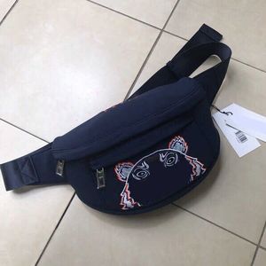 sacs de ceinture en toile Sacs de taille de concepteur de tigre brodés pour femmes d'hommes Sac d'épaule de poitrine Sac banane 230420