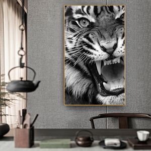 Pintura en lienzo de tigre feroz en blanco y negro, carteles e impresiones artísticos, Cuadros escandinavos, imagen artística de pared para sala de estar sin marco