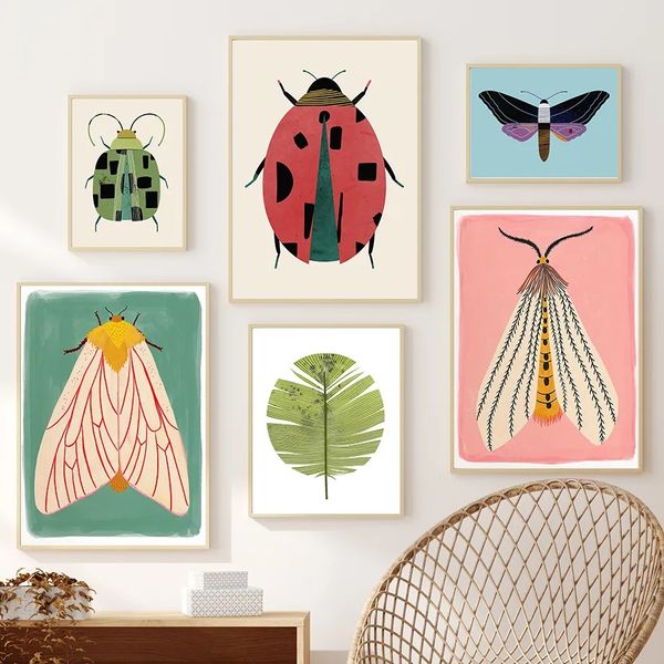 Pintura en lienzo Mariposa Mariquita Tigre Polilla Escarabajo Pluma Arte de la pared Carteles de insectos de dibujos animados nórdicos e imágenes de pared impresas para la decoración del dormitorio de la habitación de los niños Sin marco Wo6