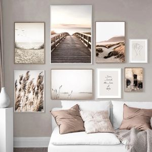 Pintura en lienzo de paisaje natural escandinavo, flor bohemia, Pampas, puente de hierba, playa, puesta de sol, arte de pared, póster, impresión nórdica, imagen moderna de Muhammad Marruecos, decoración del hogar