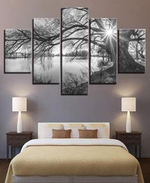 Canvas Pictures voor woonkamer Wall Art Poster Framework 5 stuks Lakeside grote bomen schilderijen Black Wit landschap Home Decor8645508