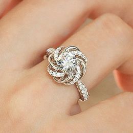 Caoshi delicaat ontwerp sierlijke ring vrouwelijke zoete accessoires voor huwelijksceremonie zilveren kleur glanzende zirkonia vinger sieraden