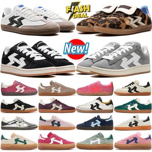 2024 Classic Casual Shoes For Men Dames Platform Designer Sneakers Black Wit Gum Pink Roze Red Green Suede Blue Leather Mens Dames Outdoor Sports Trainers