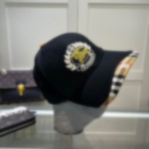 Cap de concepteur chapeau pour hommes Capes de baseball Womens Sun Hat Taille réglable 100% Coton Craft Street Fashion Ball Ball Houstroor Golf Cap Basseball Womens Baseball U19
