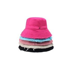 CAP DESSIGNER LE Bob Chapeaux pour les hommes Femmes Brim Soleil Empêchez Gorras Outdoor Beach Canvas Bucket Hat Designer Fashion Accessoires