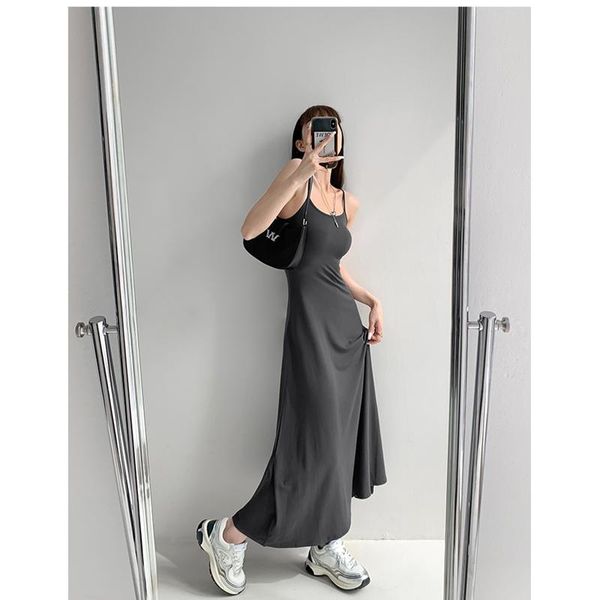 Capris 2023 Robe d'été grise à bretelles pour femmes, sans manches, sexy, mode coréenne, bretelles noires, tempérament simple, robes longues pour maman