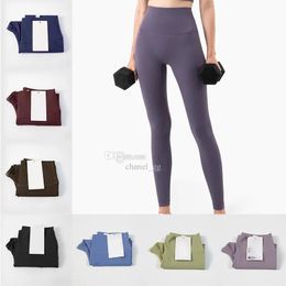 Capris LL Femmes Pantalons De Yoga Push Ups Fitness Leggings Doux Taille Haute Hanche Ascenseur Élastique TLine Pantalons De Sport