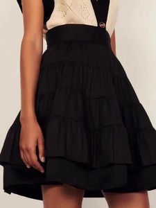 Capri Sandr 2023 Zomer Nieuwe Collectie Rokken Vrouwen Zwarte Hoge Taille Tiered Mini Rok Franse Pairs Mode Taart Tutu