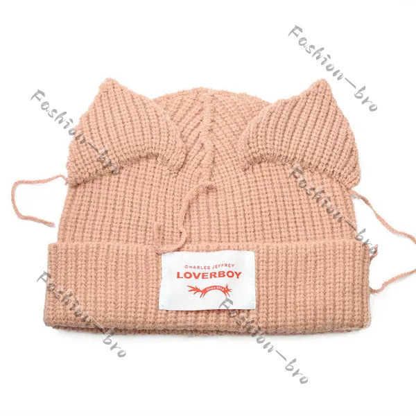 Casquettes 2024 Loverboy Beanie Winter Skullies Mignon Crochet Tricoté Costume Bonnet Ajusté Chapeaux Photographie Prop Parti Femmes Loverboy Cap Designer Chapeau Bonnets UMBS