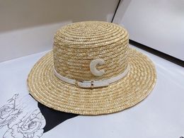 Caps Beanie Designer Bucket Man Straw hat gemonteerde hoeden ontwerpers vrouwen heren vrije tijd buitenshuis gorras reiscomfort alfabet zomergras vlecht