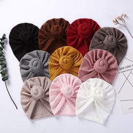 Caps -hoeden 10 stks/veel solide wafel haakbaby hoed slak handgemaakt geboorte jongens meisjes cadeau headwraps mode winter dop beanies hoofdtoets 230313