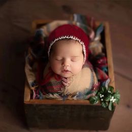 Caps Hoeden 3 stks geboren Pography Props Kleding Kerstmuts Po Accessoires Baby Wraps 55 * 55Ince Plaid Deken Rood Groen 231120