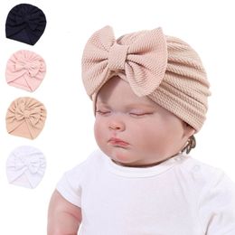 Caps-hoeden geboren motorkap hoed baby tulband comfortabele hoofdtooi bow-hat lente headwrap voor baby 0-6m baby douche cadeau 4 stcs 230313