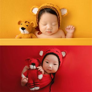 Cappellini Cappelli Dvotinst nati Baby Pography Puntelli Knit Cute Tiger Bonnet Hat Doll 2 Pezzi Fotografia Accessori Studio Shoot Po Props 230313