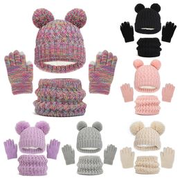 Caps chapeaux imitation cachemire hiver gants de chapeau de bébé squanet écharpe en toison crafes plus chaudes chapeaux de tricot épais garçon fille mignon pompom kida bonnet 231115