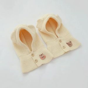 Casquettes chapeaux coréen bébé chapeau dessin animé ours lapin brodé hiver chaud chapeau cou oreille protecteur tricoté chapeau pour enfants 231127