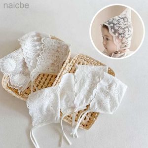 Caps Chapeaux en dentelle Broiderie Baby Girl Bonnet Hat Printemps Summer Souhable Mesh Kids Hat pour nouveau-né Princesse Princesse A réglable Baft CHATS D240425