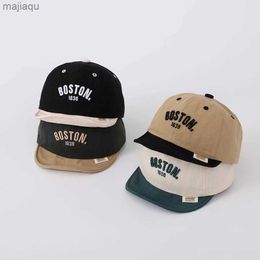 Caps hoeden nieuwe geborduurde babyhoed Koreaanse alfabet peuter jongens en meisjes honkbal hoed zacht katoen zomer babyvoet hatl240429