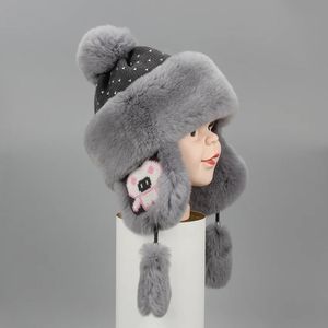 Caps Hoeden Winter Real Full Pelt Rex Konijnenbont Bomber Hoed Kinderen Cap Kinderen Mutsen Jongens Meisjes Warm Furly Schattig Oorbeschermer Russisch 231124