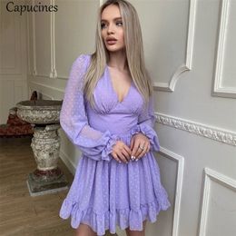 Capucines Swiss Dot Ruffles Profondo scollo a V Estate Dres Tinta unita Manica a lanterna Abito francese A Line Mini abiti in chiffon 220311