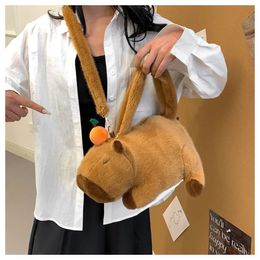 Capybara Plush Handbag Kawaii Fashion Flushie Fur Bag Fur Bag Childrens Backapsack Bolsas Regalos para la novia 240407