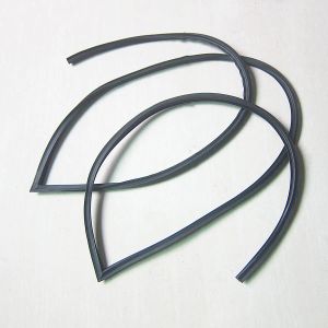 Auto-accessoires 50-601 Rubberen rubberen afdichting voor voorruit voor Mazda 2 2007 tot 2011