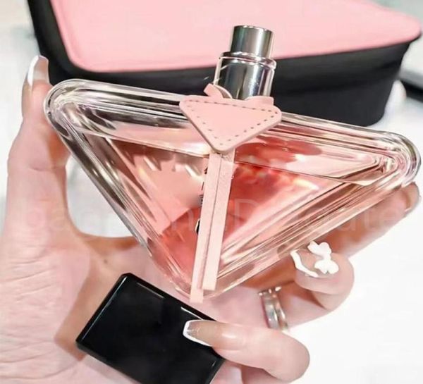 Perfumes de ambientador de aire de automóvil para mujeres fragancia de fragancia al aire libre de interior rosa triangular rosa con caja sellada 90ml9406430