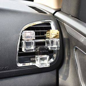 Bouteille de voiture Cube parfum bouteille vide Vents Clip Désodorisant automatique Sortie de climatiseur Diffuseur d'odeur de parfum
