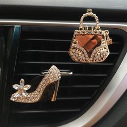 Décor de voiture diamant sac à main désodorisant de voiture sortie automatique parfum Clip diffuseur de parfum Bling cristal accessoires femmes Girls1304o