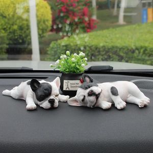 Décoration intérieure de voiture en résine, mignon animal de compagnie bouledogue, ornements de tableau de bord automobile pour cadeaux, accessoires 240124