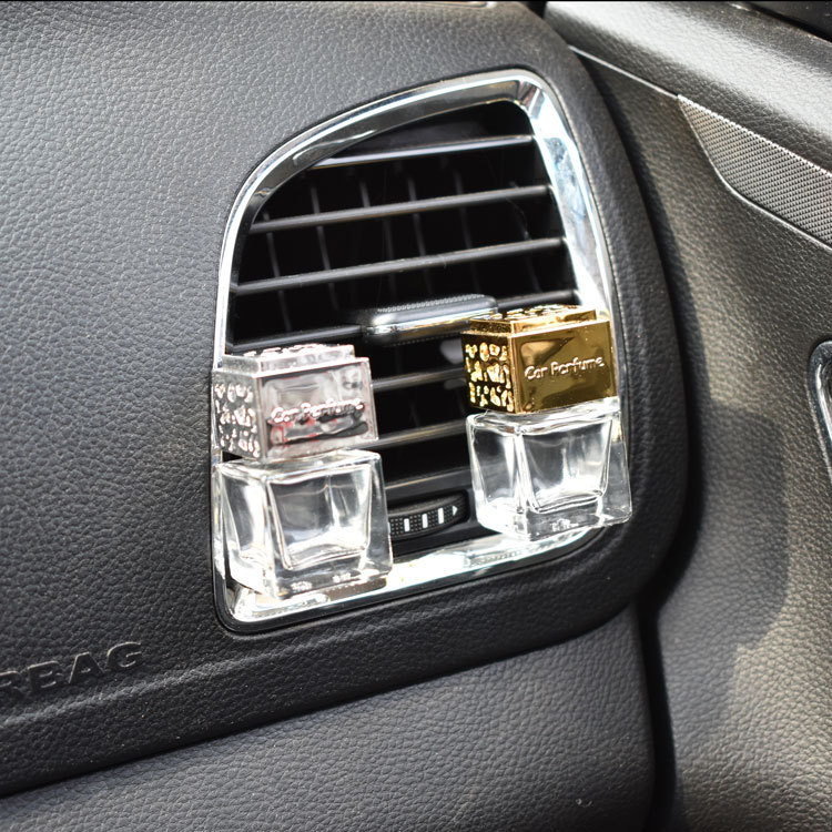 Novo carro ornamento ornamento decoração frasco vazio vents clipe auto purificadores de ar condicionado ar condicionado de ar condicionado fragrância cheiro difusor
