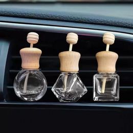 CAR -parfumflessen leeg met clip houten stick essentiële oliën diffusers lucht ventilatie clips auto -luchtverfrisser glazen fles auto's decoraties groothandel U0414